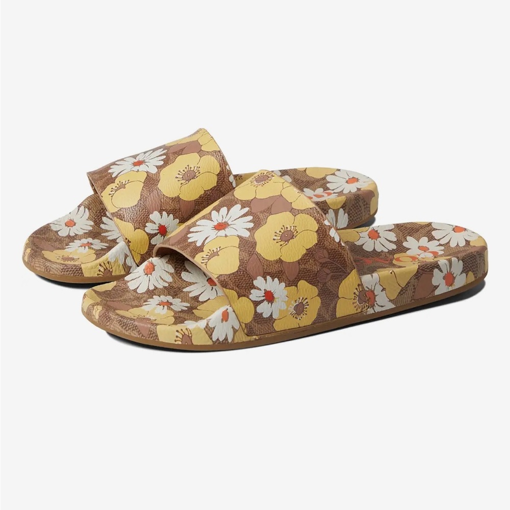 COACH 
Udele Sig Floral Sport Slide
Women size 10 NEW
$95.00
Color: Beige - Picture 2 of 16